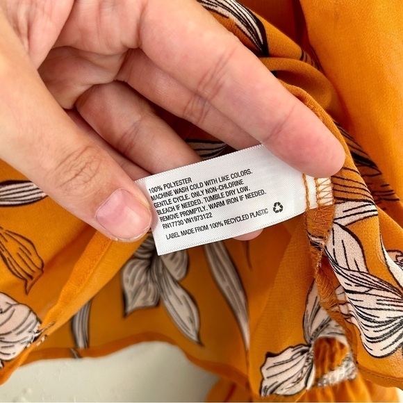 🦋 A New Day Mustard Cream Floral V-Neck Balloon Sleeve Long Sleeve Blouse Large - Picture 5 of 8